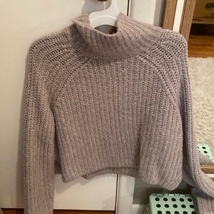 Abercrombie crop turtleneck